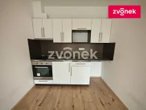 Pronájem bytu 1+kk, Zlín - Malenovice, třída Svobody, 37 m2