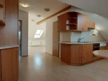 Pronájem bytu 2+1, Valašské Meziříčí, Máchova, 86 m2