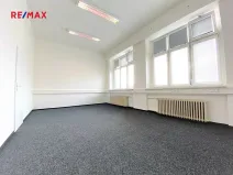 Pronájem kanceláře, Hradec Králové, Pražská třída, 50 m2