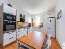 Prodej bytu 3+kk, Šestajovice, Komenského, 77 m2