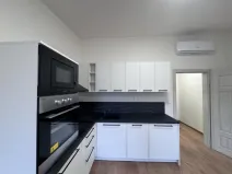 Pronájem bytu 1+kk, Praha - Střešovice, Na Petynce, 26 m2
