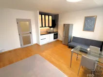Pronájem bytu 1+kk, Brno, Velkopavlovická, 32 m2