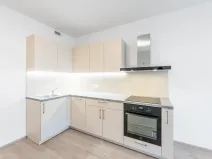 Pronájem bytu 1+kk, Praha, Českomoravská, 35 m2