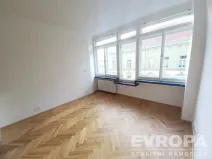 Pronájem bytu 1+kk, Praha - Holešovice, Pplk. Sochora, 26 m2
