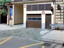 Pronájem garážového stání, Praha - Smíchov, Jindřicha Plachty, 15 m2