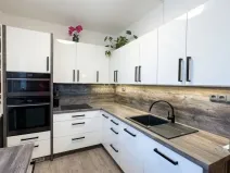 Prodej bytu 4+1, České Budějovice - České Budějovice 2, Prachatická, 88 m2