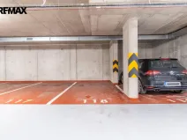 Pronájem garážového stání, Praha - Hrdlořezy, V třešňovce, 13 m2