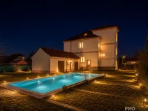 Prodej vily, Šumná, 405 m2