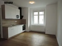 Pronájem bytu 2+kk, Praha - Smíchov, U Malvazinky, 40 m2