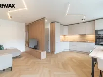 Pronájem bytu 3+1, Praha - Karlín, Molákova, 63 m2