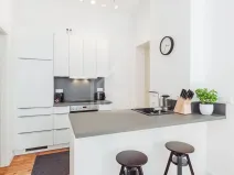 Pronájem bytu 2+kk, Praha, Pernerova, 53 m2