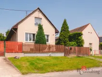 Prodej rodinného domu, Dolany, 198 m2