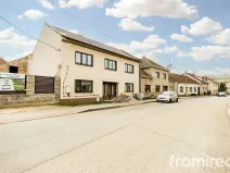 Prodej rodinného domu, Lovčičky, 200 m2