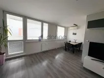 Pronájem bytu 3+1, Praha, Doležalova, 72 m2