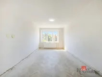 Prodej bytu 2+1, Hrádek - Nová Huť, 1. máje, 58 m2