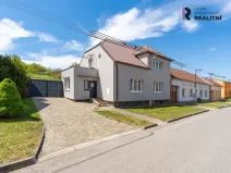 Prodej rodinného domu, Rašovice, 195 m2