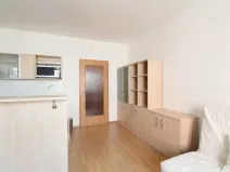 Pronájem bytu 1+kk, Praha - Záběhlice, Mikanova, 28 m2