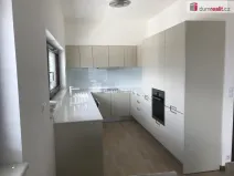 Pronájem bytu 2+kk, Praha, Korunní, 75 m2
