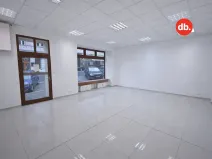 Pronájem obchodního prostoru, Karlovy Vary, Dr. Davida Bechera, 55 m2