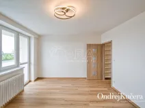 Pronájem bytu 3+kk, Praha - Břevnov, Na Petřinách, 67 m2