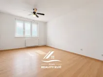 Pronájem bytu 1+kk, Ostrava, Gen. Píky, 29 m2