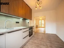 Pronájem bytu 2+1, Hradec Králové, Ladova, 56 m2