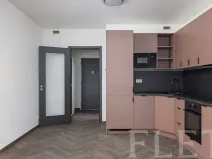 Pronájem bytu 1+kk, Praha - Hloubětín, Poděbradská, 33 m2