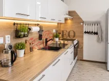 Prodej bytu 2+kk, Oslavany, náměstí 13. prosince, 63 m2