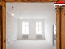 Prodej bytu 2+kk, Frýdek-Místek, Zámecké nám., 89 m2