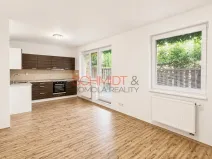 Prodej bytu 1+kk, Hustopeče, Gen. Peřiny, 38 m2