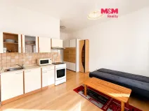 Pronájem bytu 1+kk, Hradec Králové - Kukleny, Pražská třída, 23 m2