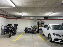 Pronájem garážového stání, Brno, Špitálka, 13 m2