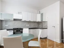 Prodej bytu 1+1, Praha - Žižkov, Viklefova, 47 m2