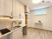Pronájem bytu 1+1, Mikulov, Zámecká, 30 m2