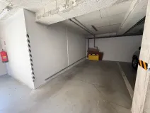Pronájem garážového stání, Brno, Václavkova, 16 m2