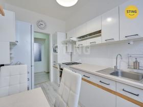 Prodej bytu 3+1, Znojmo, Bolzanova, 52 m2