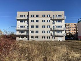 Prodej bytu 3+kk, Žatec, Husova, 69 m2