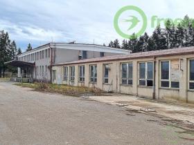 Pronájem skladu, Chlumec nad Cidlinou, Gollova, 45000 m2