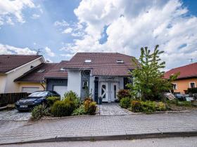 Prodej rodinného domu, Frymburk, 200 m2