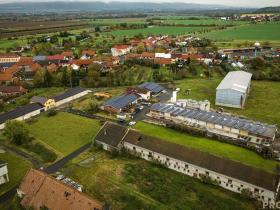 Prodej výrobních prostor, Radslavice, 3300 m2