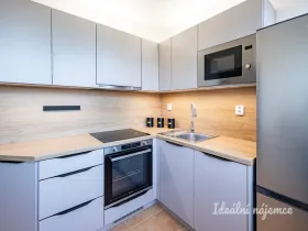 Pronájem bytu 2+1, Praha - Michle, Batelovská, 49 m2