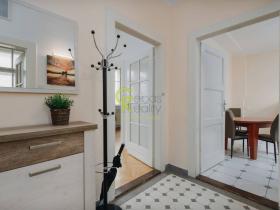 Pronájem bytu 2+1, Praha - Nové Město, Ve Smečkách, 52 m2