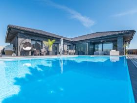 Prodej rodinného domu, Opolany, 241 m2