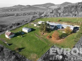Prodej výrobních prostor, Libčeves, okres louny, 1700 m2