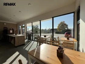 Pronájem komerční nemovitosti, Ostrov, 38 m2