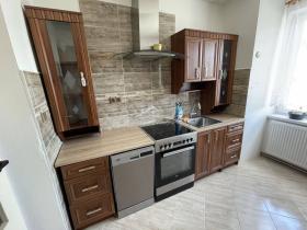 Pronájem bytu 3+1, Rodinov, 89 m2