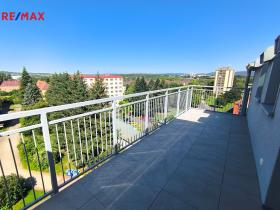 Prodej bytu 3+kk, Karlovy Vary, Šumavská, 72 m2
