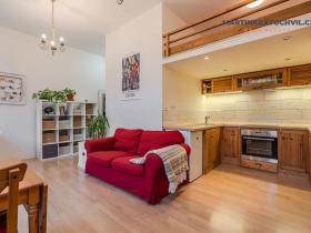 Prodej bytu 1+kk, Praha - Bubeneč, Korunovační, 52 m2