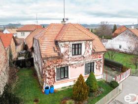 Prodej rodinného domu, Holice, 1. máje, 1041 m2