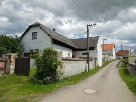 Prodej rodinného domu, Malý Bor, 251 m2